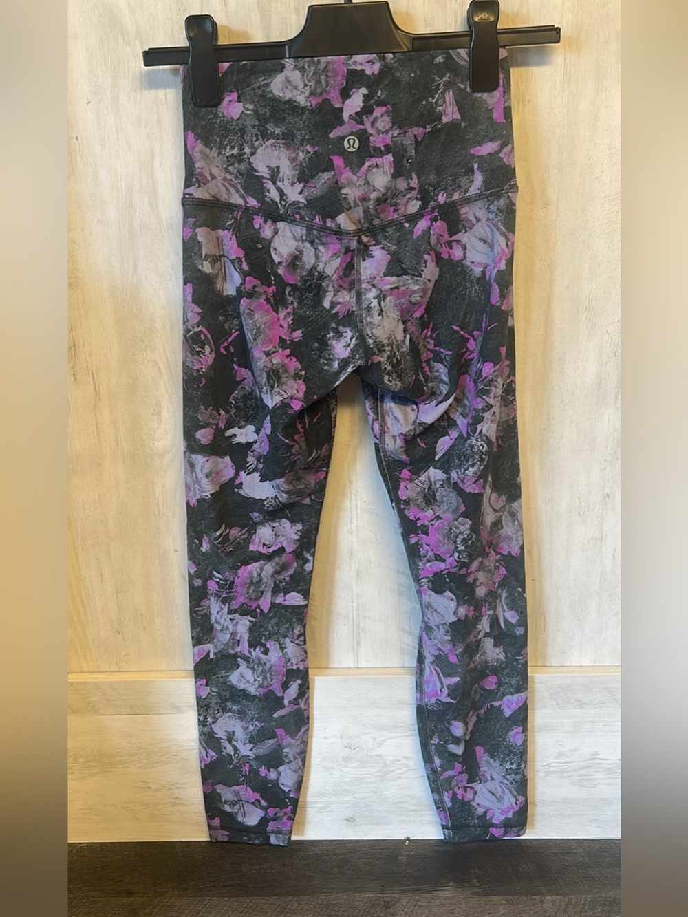 lululemon athletica Black and Purple Floral leggings size 4